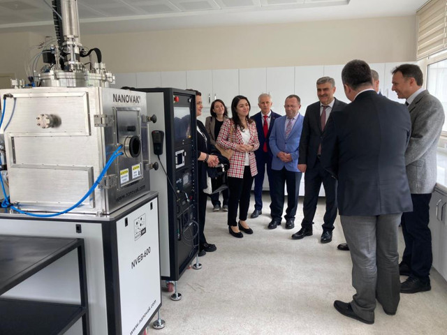 Gazi Üniversitesi’nde temel ve mühendislik bilimleri araştırma laboratuvarı açıldı - Resim: 0