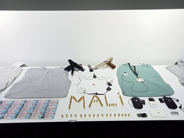 Ehliyet sınavı kopya şebekesinin 'Joker' yöntemi akıllara durgunluk verdi - Resim: 0