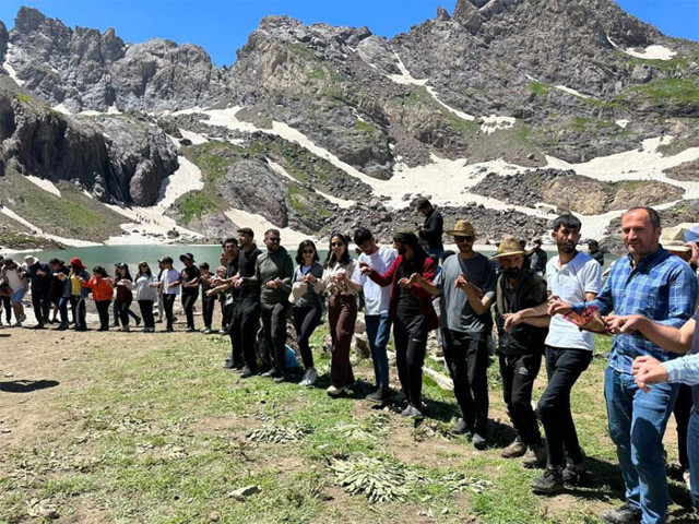 Cilo Dağı'ndaki festivale HDP'den skandal tepki: Rezilliğe bakın hele - Resim: 0