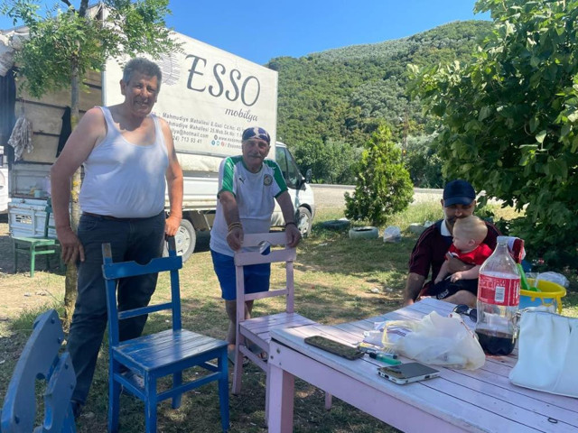 Bursa'da şaka gibi olay... "Gölde boğuldu" diye aranıyordu yürüyerek geldi - Resim: 0