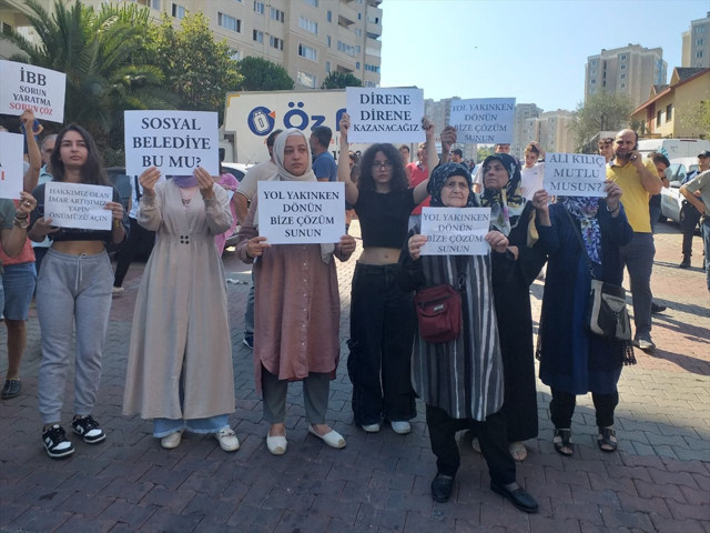 Maltepe'de depreme dayanıksız olduğu belirlenen site için tahliye kararı - Resim: 0