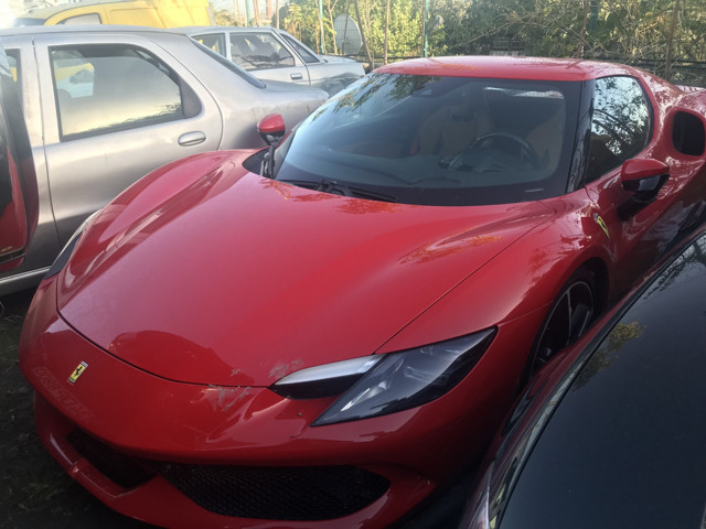 Dilan ve Engin Polat'ın emniyette sergilenen araçları yediemin otoparkına çekildi - Resim: 0