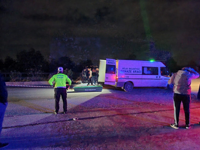 Muğla'da korkunç kaza: 1 ölü, 2 ağır yaralı - Resim: 0