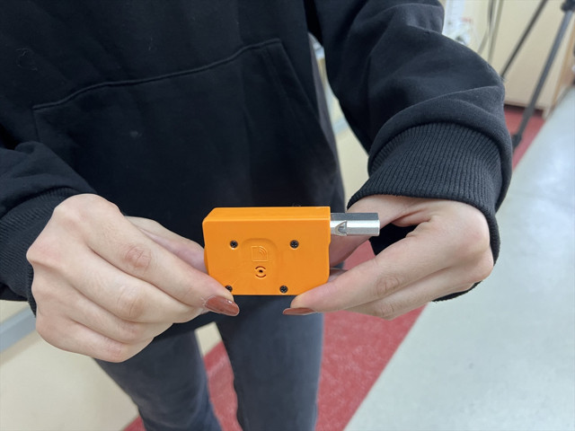 Lise öğrencileri tasarladı: Anahtarlık görünümlü 'deprem kiti' - Resim: 1