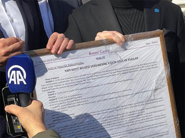 İYİ Parti İBB adayı Buğra Kavuncu Resmi Gazete kararını çerçeveletip Murat Kurum'a gönderdi - Resim: 1