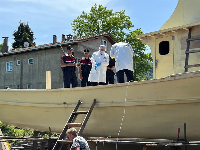 Bartın'da 2 kişi yaptırdıkları teknenin içinde can verdi - Resim: 1