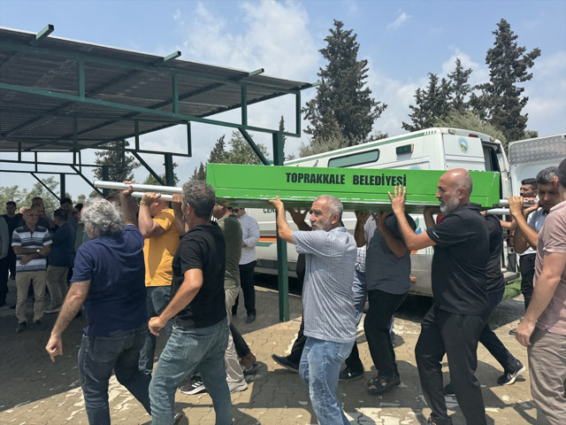 İzmir'de elektrik akımına kapılıp ölen Özge'nin cenazesi Osmaniye'de defnedildi - Resim: 0