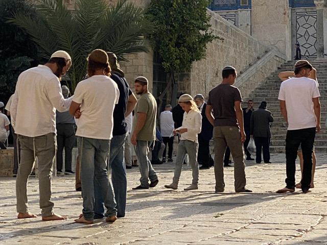 Netanyahu'dan Mescid-i Aksa baskınına katılan aşırı sağcı Bakan Ben-Gvir'e tepki - Resim: 2