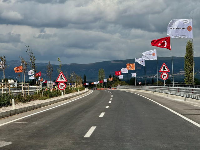 Ulaştırma ve Altyapı Bakanı Uraloğlu, İznik Çevre Yolu Açılış Töreni'nde konuştu - Resim: 3