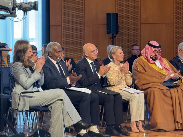 Bakan Şimşek'ten "iş yapmaya ve diyaloğa açığız" mesajı - Resim: 0