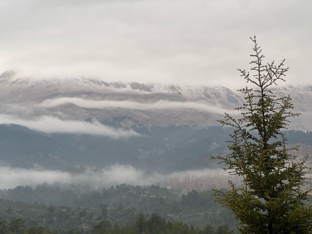 Antalya'nın Kaş ilçesinde yüksek kesimlere kar yağdı - Resim: 1