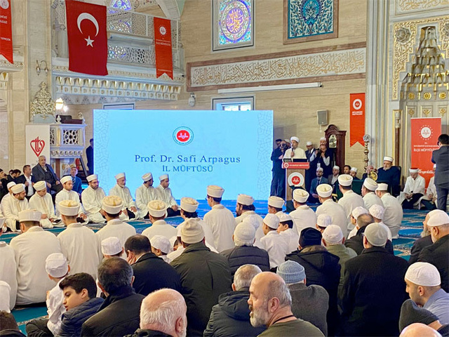 Beylikdüzü'nde 70 hafıza icazet merasimi - Resim: 3