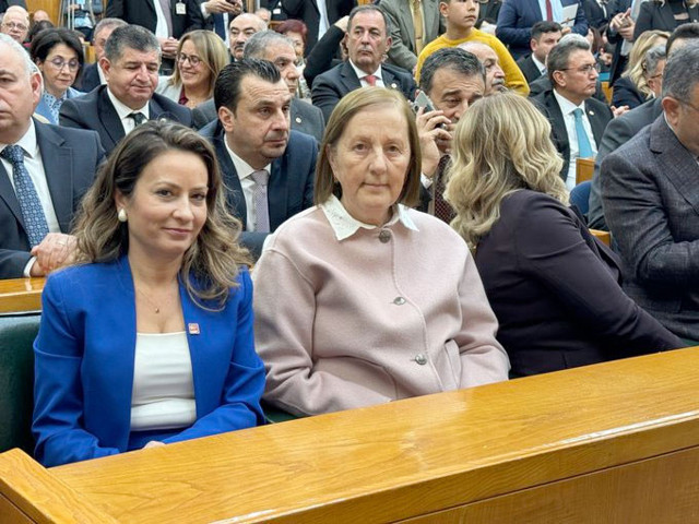 DEVA Partisi'nden istifa eden Selma Aliye Kavaf CHP'ye katıldı - Resim: 0
