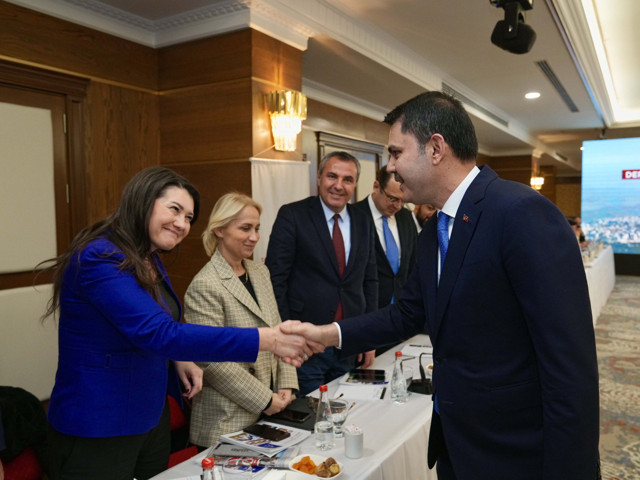 Bakan Murat Kurum, deprem bölgesindeki projelerle ilgili bilgiler verdi: "Vatandaşın istemediği hiçbir işe imza atmadık" - Resim: 2