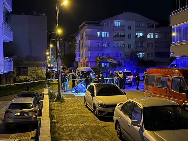 Samsun'da Emine alışverişten dönerken vurularak öldürüldü - Resim: 0