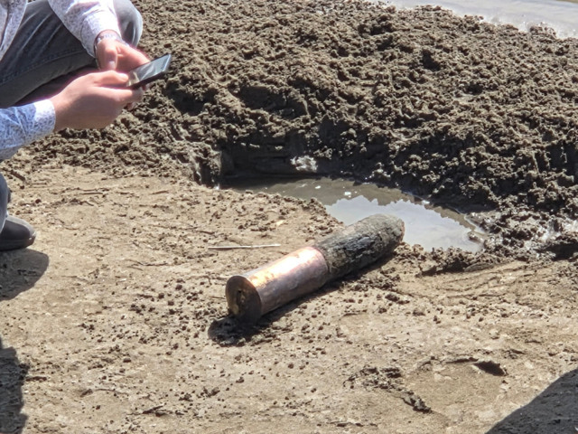 Kıyıda fark edildi... Ekipler soluğu bölgede aldı! Alman yapımı çıktı - Resim: 0