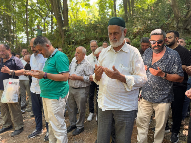 Oyuncu Mehmet Ali Tuncer son yolculuğuna uğurlandı - Resim: 1