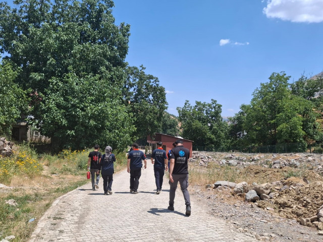 Hakkari'de 14 yaşındaki Rojda dünden beri kayıp! Çığlı köyü ve çevresi aranıyor - Resim: 0