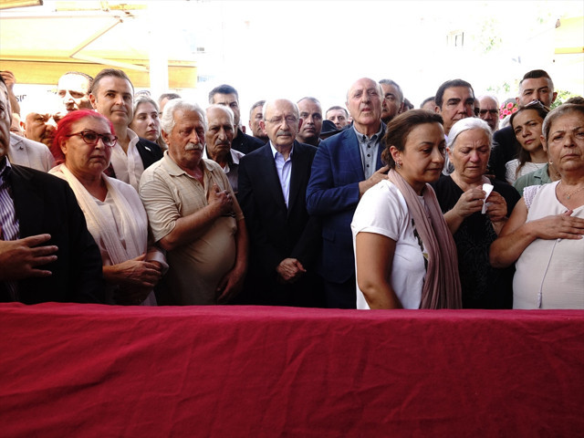 Kemal Kılıçdaroğlu'nun kardeşi Adil Kılıçdaroğlu'nun cenazesi defnedildi - Resim: 0