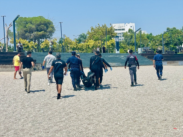 Antalya'da sahilde erkek cesedi bulundu! Falezlerden düşen kişiye ait olabilir - Resim: 1