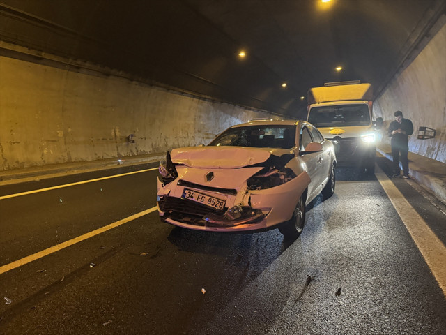 Anadolu Otoyolu'nda zincirleme kaza! Yaralılar var - Resim: 1