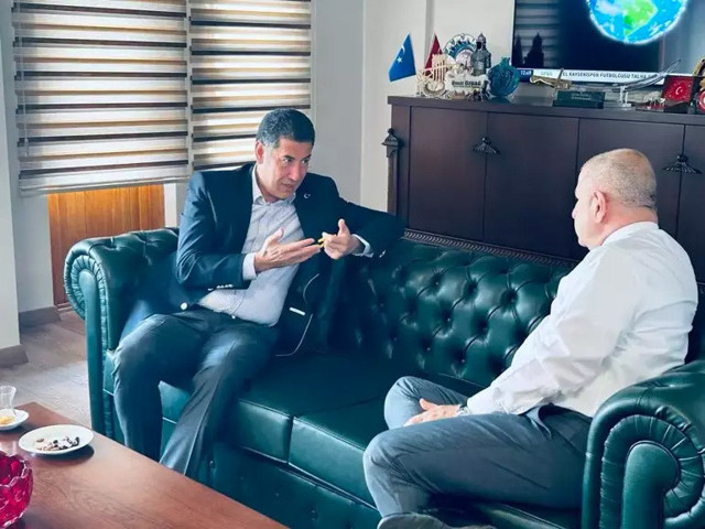 Ümit Özdağ meğer Sinan Oğan için 1.5 milyon liraya tespih satmış - Resim: 0