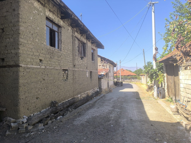 94 yaşındaki kadın ölü bulunmuştu! Dehşete düşüren itiraf, torunu tutuklandı - Resim: 0