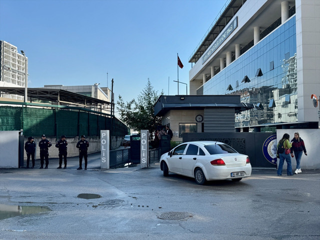 Eski Nilüfer Belediye Başkanı Turgay Erdem gözaltına alındı - Resim: 0