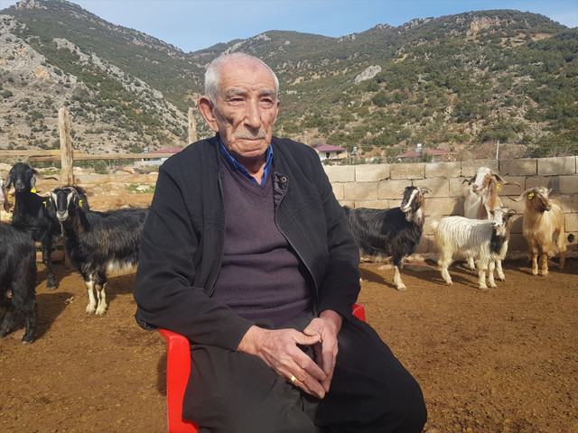 Depremde hayvanlarını kaybeden üretici, devlet desteğiyle yeniden sürü sahibi oldu - Resim: 2