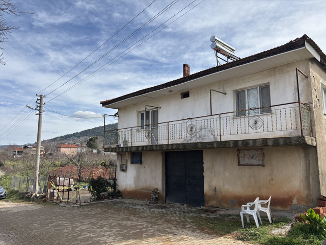 Manisa'da damat kayınpederinin evini kan gölüne çevirdi! Karısı dahil 4 kişiyi öldürdü - Resim: 0