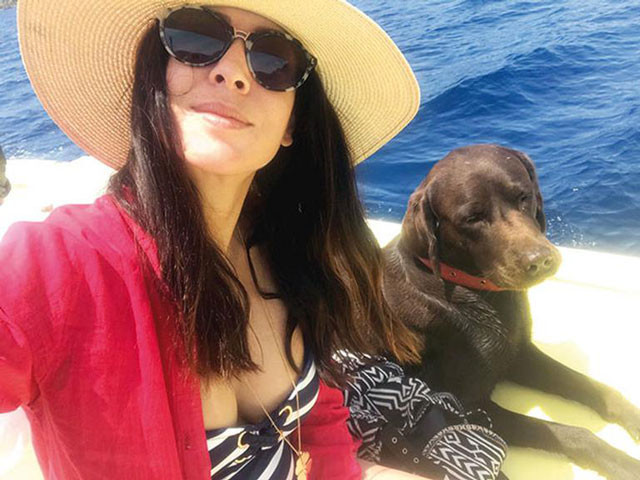 Tanem Sivar'dan şok sözler: Komşum evimize ateş etti - Resim: 2