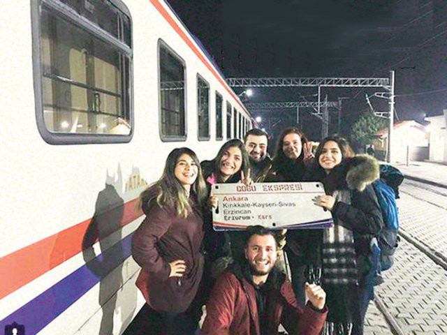 Tüm gençler o şehre akın ediyor "Like ekspresi" - Resim: 4