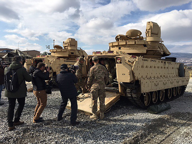 ABD askerleri Bulgaristan'a ulaştı - Resim: 4