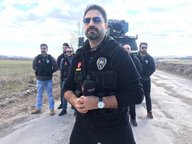 Erhan Çelik'in yeni sevgilisi Elif Dürüst kimdir? - Resim: 1