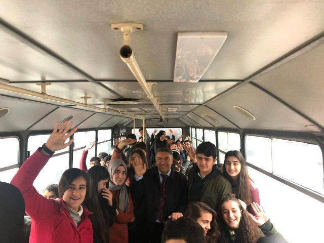 Öğrencilere ücretsiz servis! Dilovası Belediye Başkanı Şayir talimatı verdi - Resim: 4