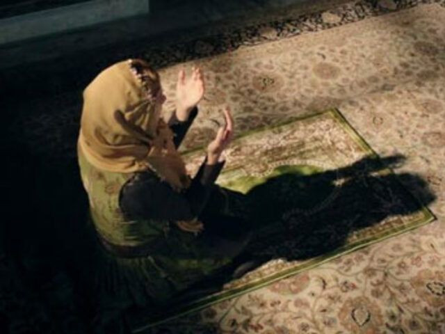 Meryem Uzerli Kur'an-ı Kerim okumaya başladı! Maneviyata yöneldi - Resim: 3