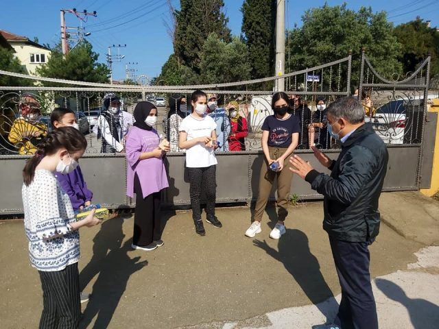 Makam aracını satan Hamza Şayir'den LGS'ye giren öğrencilere destek - Resim: 1