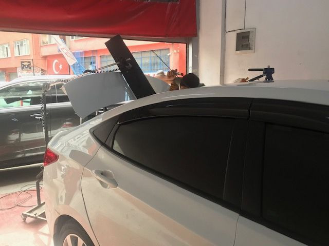 İstanbul'da dolu hasarı büyük oldu sadece bir dükkanda 100'e yakın araç sırada - Resim: 4