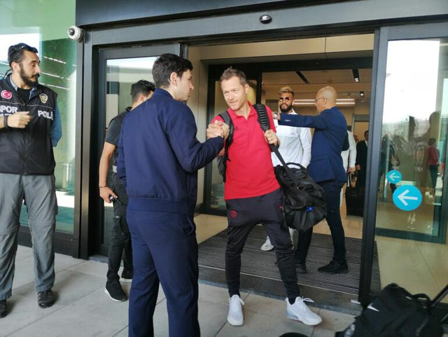 Galatasaray'ın rakibi Paris Saint-Germain İstanbul'a geldi - Resim: 1