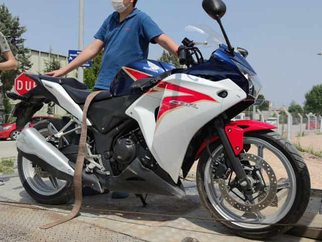 Bursa'da dün motosiklet aldı bugün kaza yaptı - Resim: 1