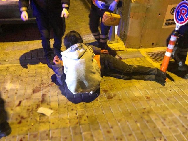 Olay yeri Ankara! Annesiyle sevgilisini yakalayan lise öğrencisi dehşet saçtı - Resim: 0