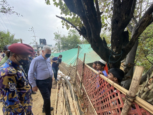 BM Genel Kurul Başkanı Volkan Bozkır, Arakanlı Müslümanları ziyaret etti - Resim: 0