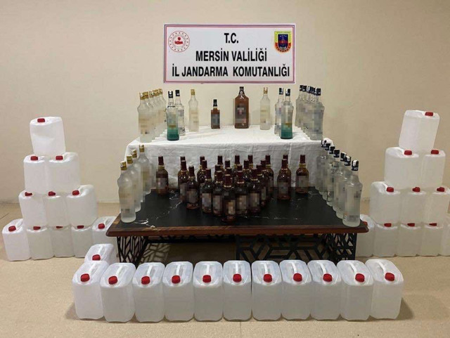 Yılbaşı öncesi yurtta sahte alkol operasyonu! İstanbul'da ele geçirildi: Piyasa değeri... - Resim: 2