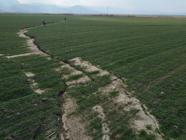 Kahramanmaraş'ta fay hattının geçtiği mahallenin haline bakın! - Resim: 0