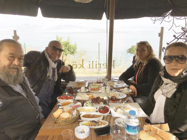 Sanat dünyasının felaket tellalı duyurdu ünlü müzisyen hayatını kaybetti - Resim: 3