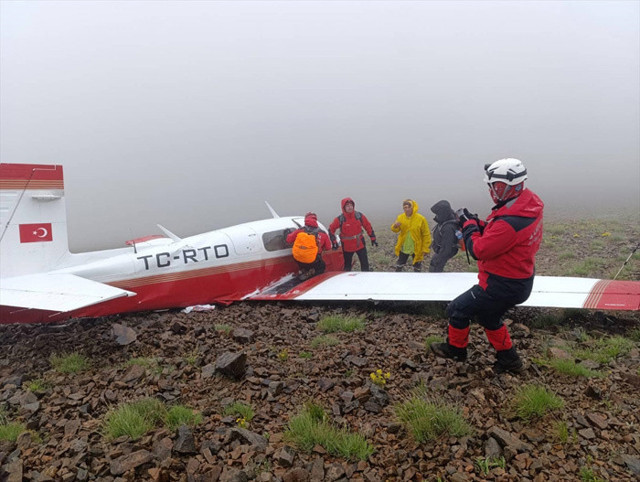 Kaçkar Dağları'nın zirvesinde düşen özel jetin pilotu hayatını kaybetti - Resim: 0