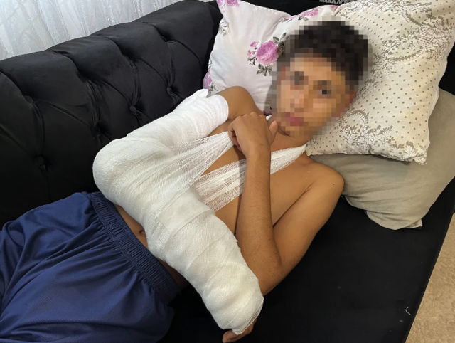 İzmir'de akılalmaz olay: Pencereden sarkıtılan lise öğrencisi aşağı düştü - Resim: 1