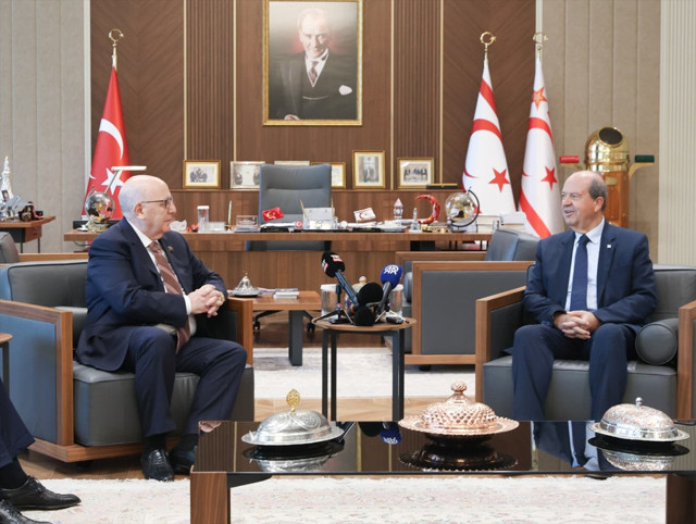 KKTC Cumhurbaşkanı Tatar, 3 ülkenin parlamentolar arası dostluk gruplarını kabul etti - Resim: 0