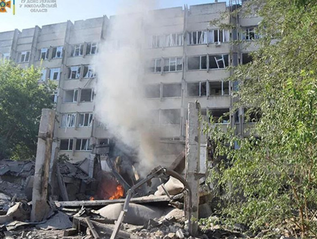 Rusya, Mikolayiv'deki iki büyük üniversite binasını vurdu - Resim: 0