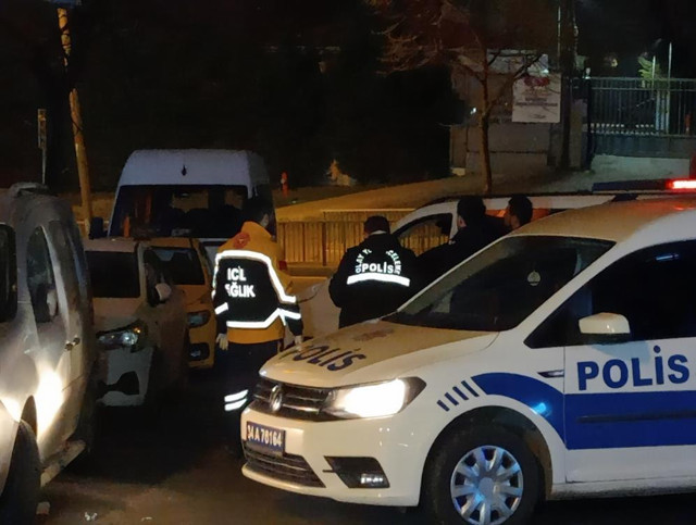 Feci kazada camdan savruldu! Kendi kullandığı aracın altında kalarak hayatını kaybetti! - Resim: 0